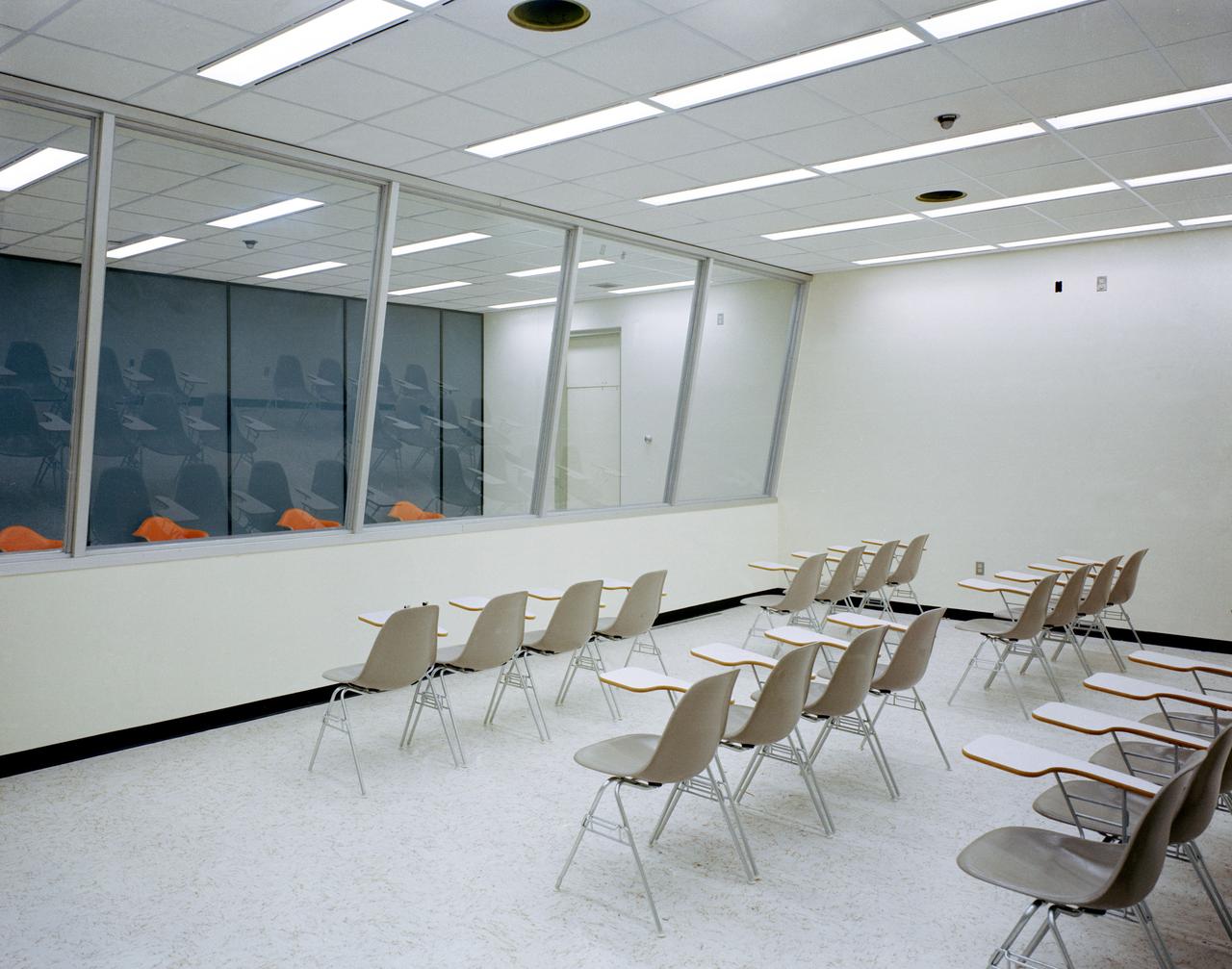 Room 190 of the Support and Administrative Facilities, CRA, LRL, Bldg 37. The room is a debriefing room which facilitates indirect contact with the Astronauts and CRA Medical Staff during quarantine periods. Also called the Press Room. MSC, Houston, TX