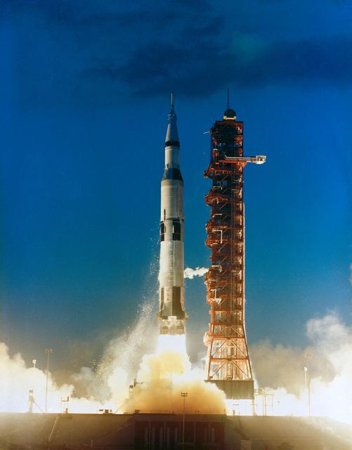 NASA image: Apollo 4 liftoff
