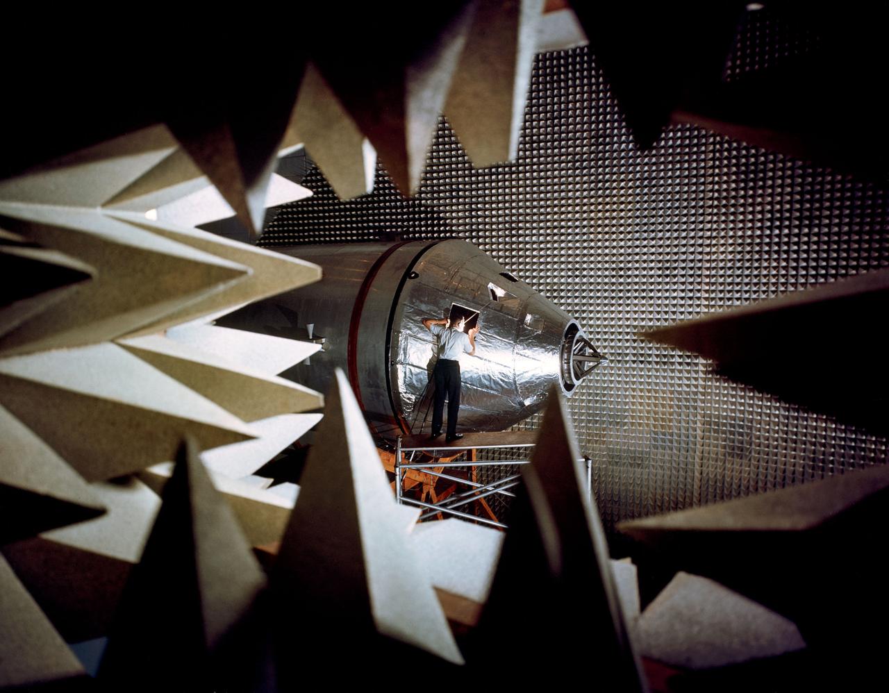 ASTRONAUT TRAINING APOLLO - LEM APOLLO MISSION SIMULATOR; NEUTRAL BOUYANCY FACILITY TANK; DYNAMIC CREW SIMULATOR; LUNAR MODULE SIMULATOR; CM PROCEDURES SIMULATOR; ANECHOIC CHAMBER;