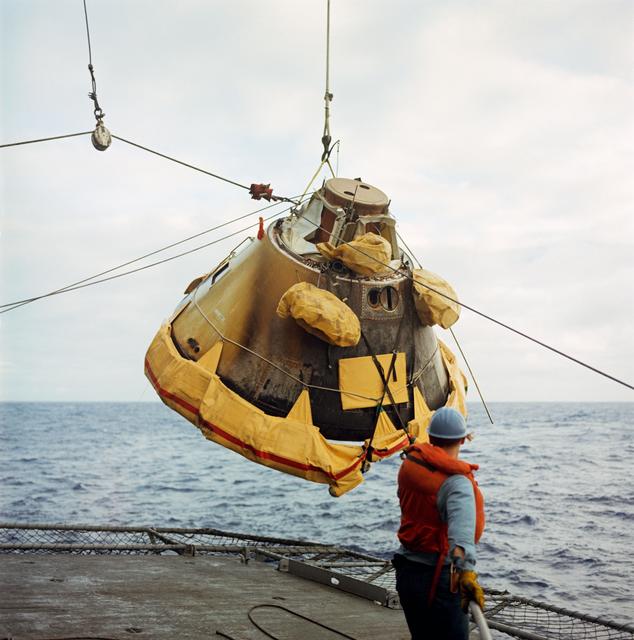 NASA image: Recovery of Apollo 6 unmmaned spacecraft