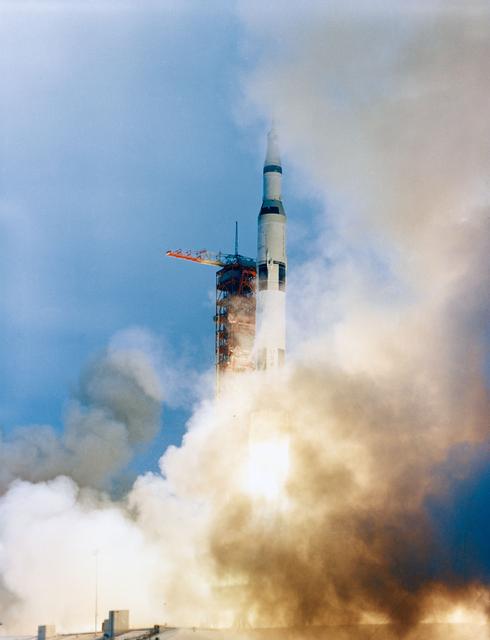 NASA image: LAUNCH - APOLLO 9 - CAPE