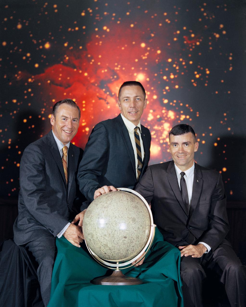 S70-36485 (April 1970) --- These three astronauts are the prime crew of the National Aeronautics and Space Administration's (NASA) Apollo 13 lunar landing mission. Left to right, are James A. Lovell Jr., commander; John L. Swigert Jr., command module pilot; and Fred W. Haise Jr., lunar module pilot. Apollo 13 will be the United States' third lunar landing mission.
