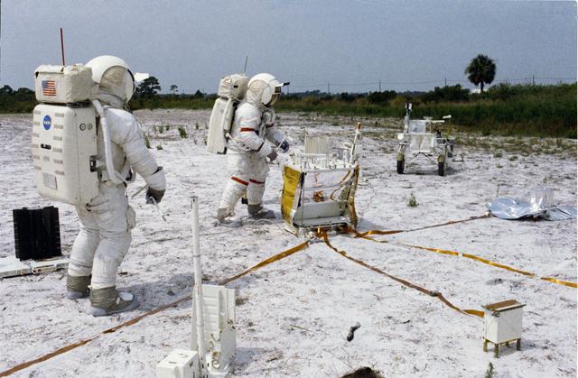 APOLLO XIV - CREW TRAINING - KSC
