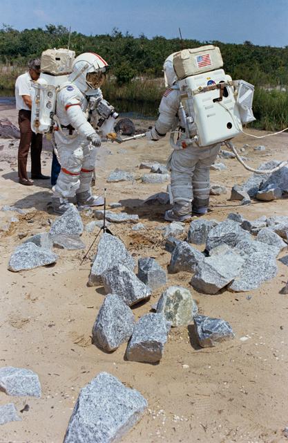 NASA image: APOLLO 17 - CREW TRAINING - EXTRAVEHICULAR (EVA) - KSC