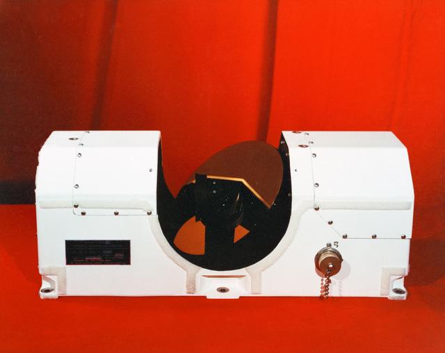 NASA image: EXPERIMENTS - APOLLO 17