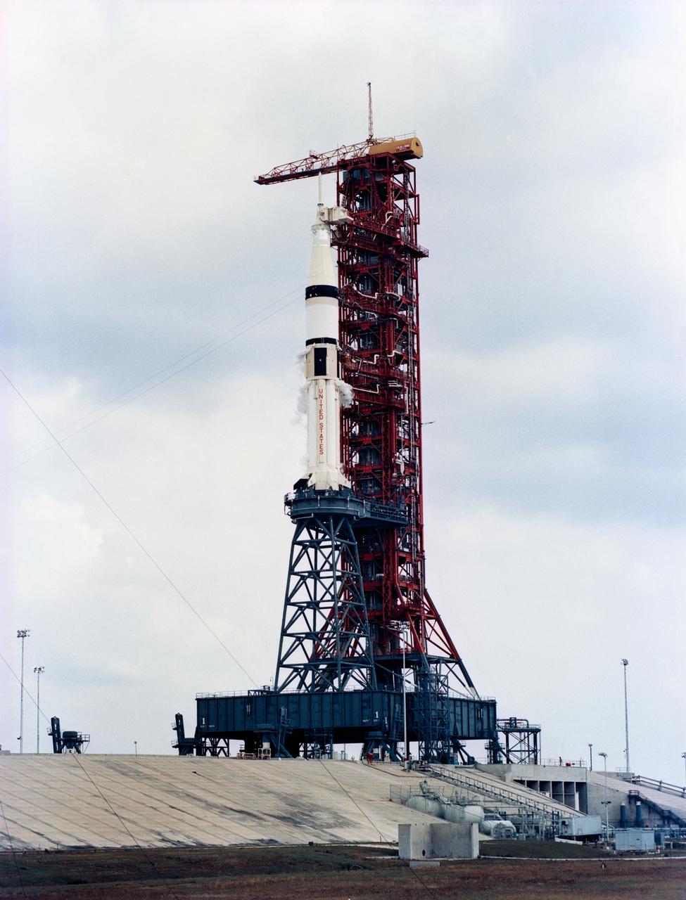 S73-25696 (15 May 1973) --- An overall view of Pad B, Launch Complex 39, Kennedy Space Center, Florida, showing the Skylab 2/Saturn 1B space vehicle during a Countdown Demonstration Test (CDDT). This is the launch vehicle for the first manned Skylab mission. The vapor being emitted from the vehicle is the venting of cryogenic propellants. Photo credit: NASA