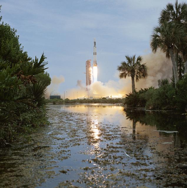 NASA image: Launch of unmanned Skylab 1 space vehicle
