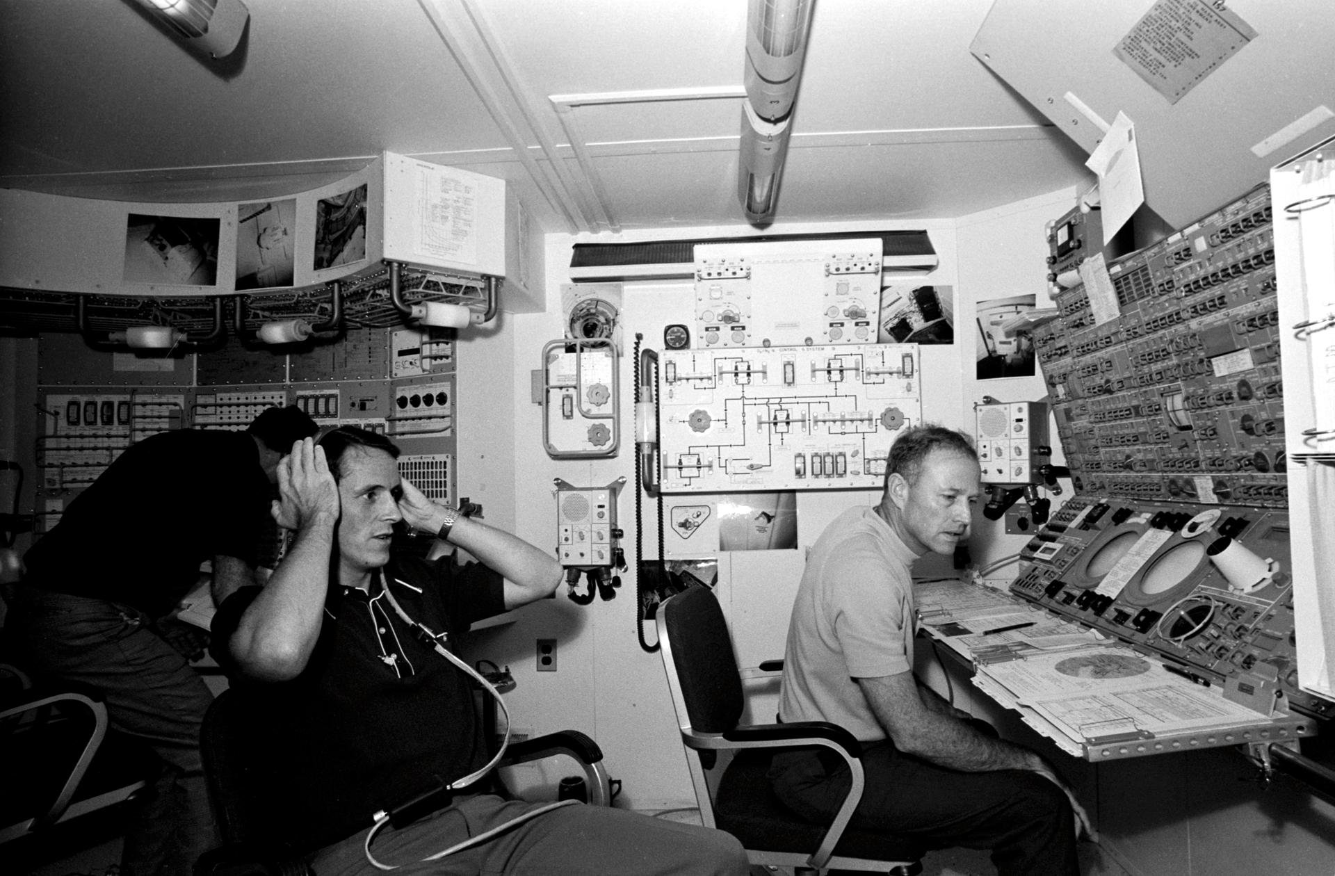 Skylab 4 crew undergoing training