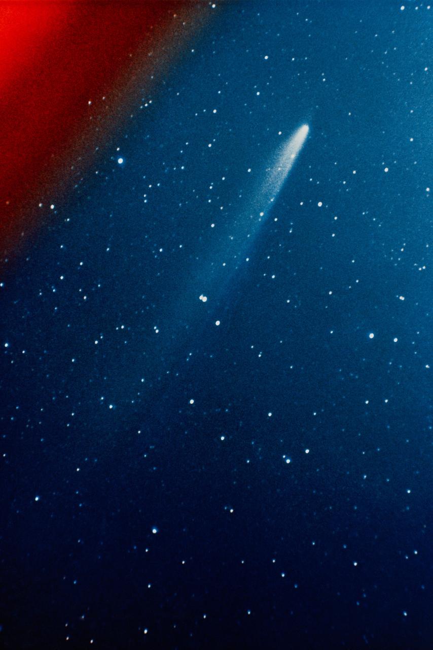 S74-17688 (11 Jan. 1974) --- This color photograph of the comet Kohoutek was taken by members of the lunar and planetary laboratory photographic team from the University of Arizona, at the Catalina Observatory with a 35mm camera on Jan. 11, 1974. Photo credit: NASA