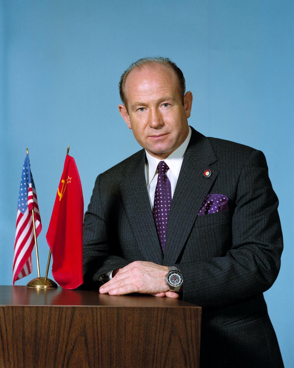 S74-20824 (April 1974) --- Cosmonaut Aleksey A. Leonov