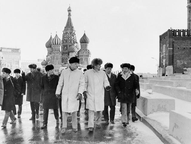 NASA image: Astronauts and Cosmonauts sightseeing at Red Square in Moscow