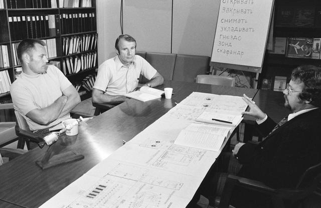 NASA image: Russian language instruction for two American ASTP astronauts