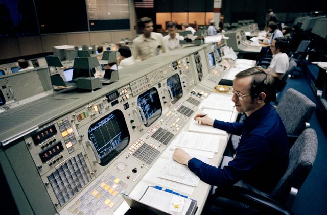 NASA image: Simulations - Mission Control Center (MCC) - STS-1 - JSC