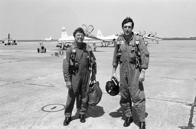 NASA image: ASTRONAUT CANDIDATE (ASCAN) SCOBEE, FRANCIS R. - T-38 TRAINER - ELLINGTON AFB (EAFB), TX