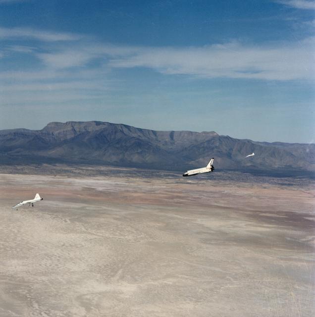 NASA image: LANDING - STS-3 - NORTHRUP STRIP, NM