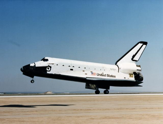 NASA image: Landing - STS-6 - Edwards AFB (EAFB), CA