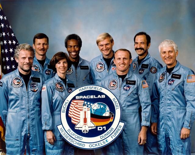 NASA image: STS-61A OFFICIAL CREW PORTRAIT