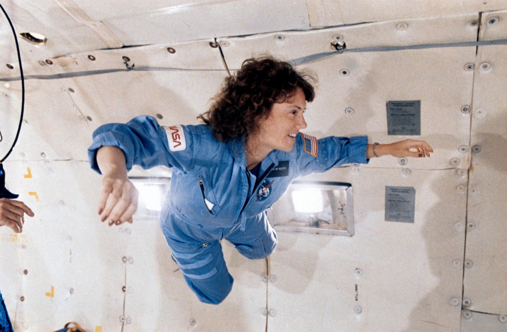 Christa McAuliffe experiences microgravity during a parabolic flight on the KC-135