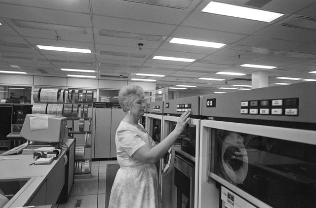 NASA image: Analysis of data on MADS recorder tape from the STS 51-L Challenger