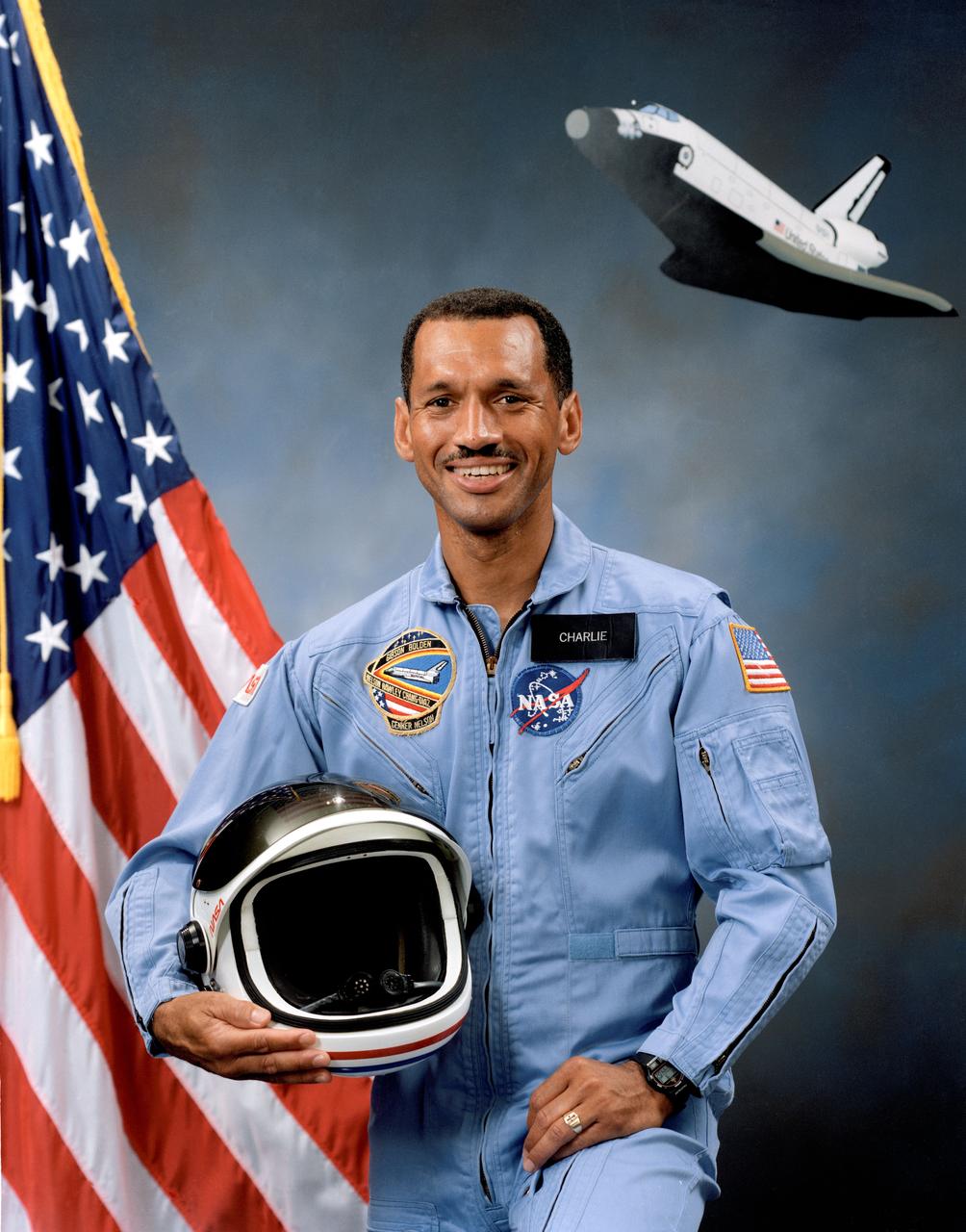 S86-37233 (Sept 1986) - Astronaut Charles F. Bolden, Jr.