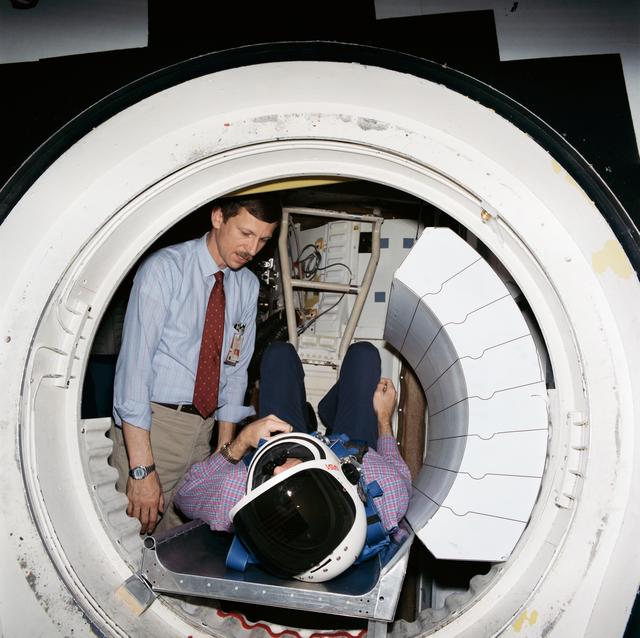 NASA image: Shuttle crew escape systems test conducted in JSC Bldg 9A CCT
