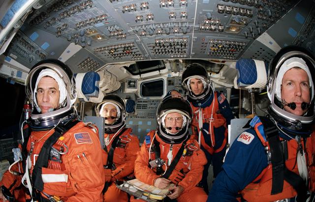 NASA image: STS-29 Discovery, OV-103, crewmembers in JSC crew compartment trainer (CCT)