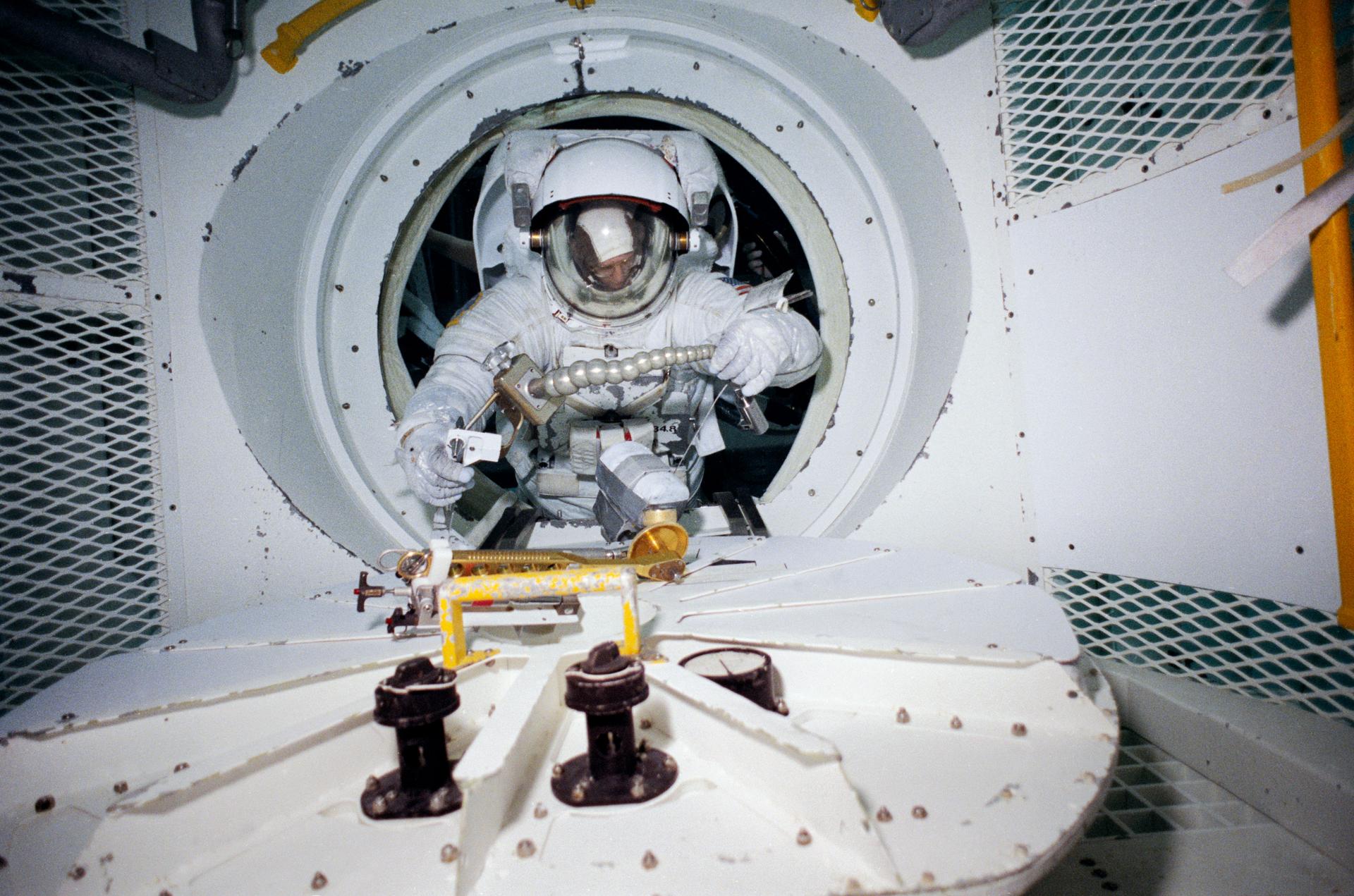 Dr. Sullivan served as payload commander for STS-45, the first Spacelab mission dedicated to NASA's Mission to Planet Earth.