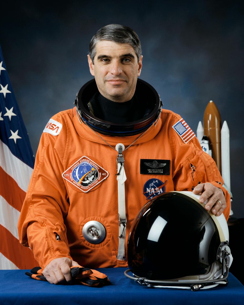 S90-52749 (1990) --- Astronaut Sidney M. Gutierrez.