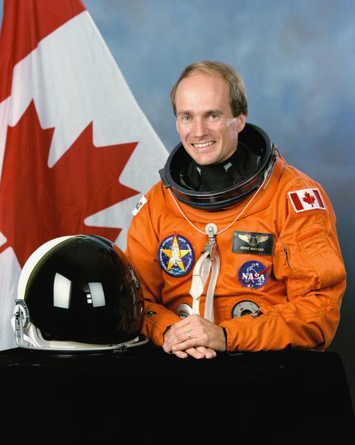 Official Portrait of Canadian Payload Specialist Steve G. MacLean in