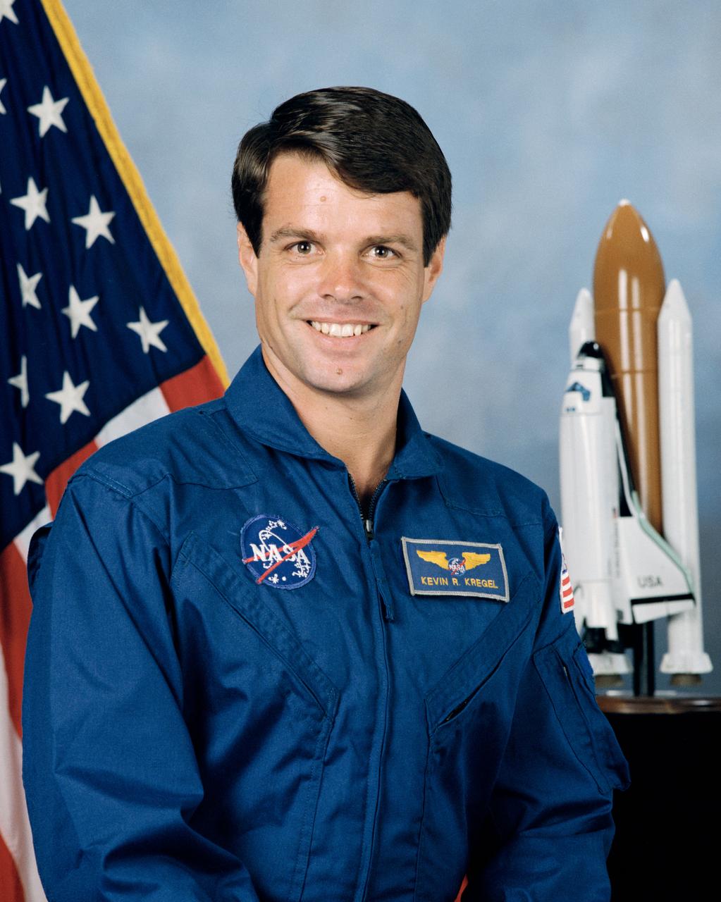 S92-45000 (9 Sept 1992) --- Astronaut Kevin R. Kregel.