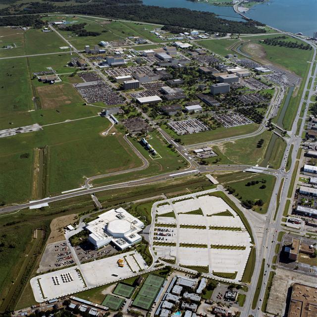 NASA image: Aerial views of JSC site, Bldg 48 construction, and surrounding offsite areas