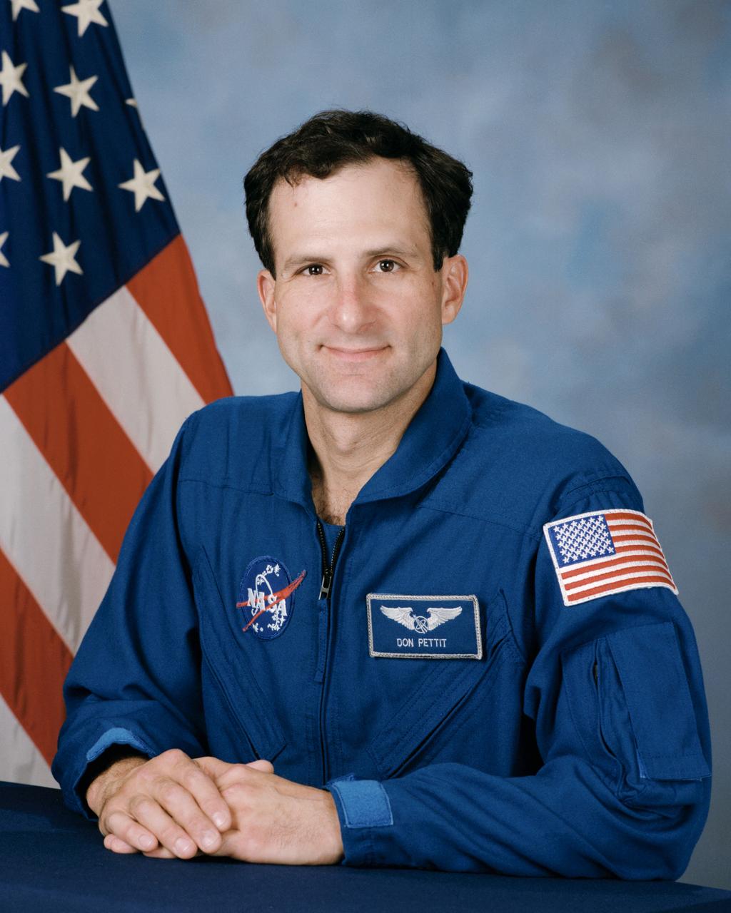 S96-16632 (28 Aug 1996) --- Astronaut Donald R. Pettit, 1996 ASCAN/mission specialist.
