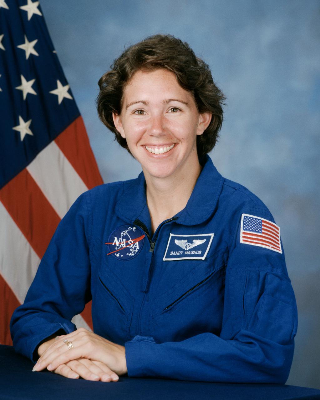 S96-16637 (1996) --- Portrait of Sandra Magnus,  astronaut candidate, class of 1996.