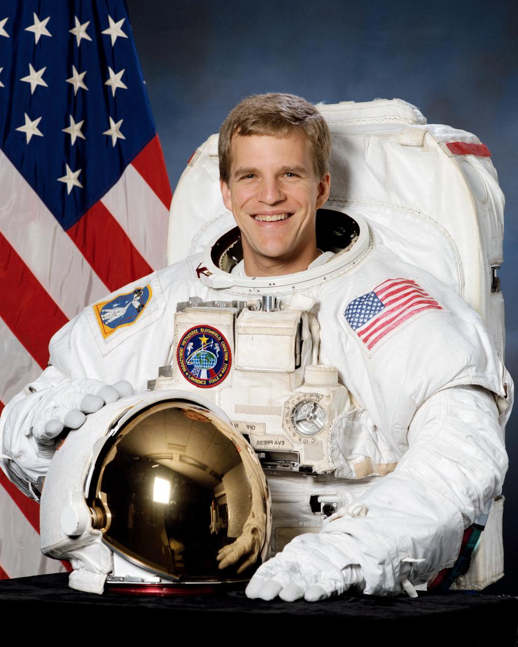 S98-01036 (1 Dec 1997) --- Astronaut Scott E. Parazynski, mission specialist.