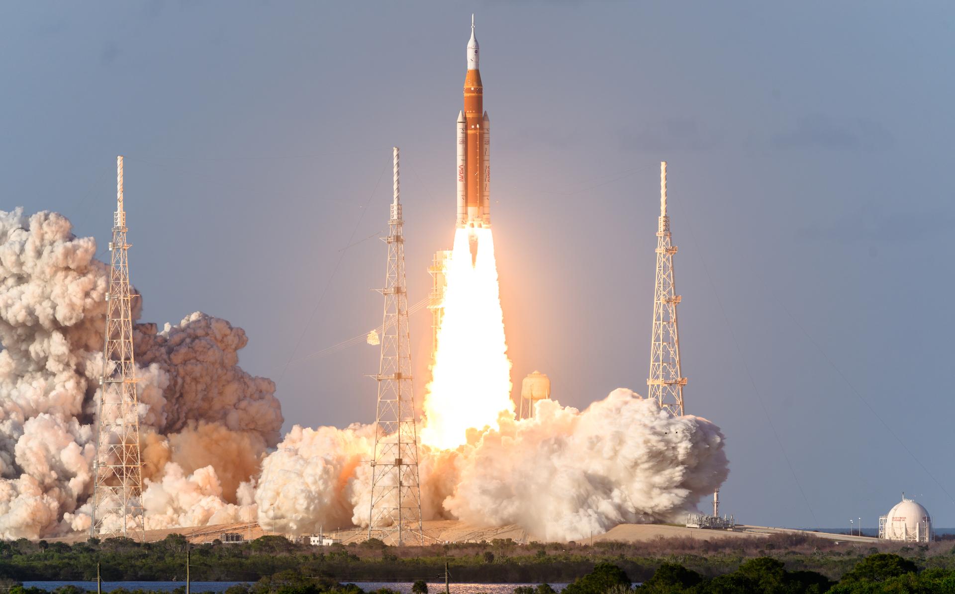 Four astronauts aboard NASA’s Orion spacecraft atop the SLS (Space Launch System) rocket launch on the agency’s Artemis II test flight, Wednesday, April 1 from Launch Complex 39B at NASA’s Kennedy Space Center in Florida. Artemis II lifted off at 6:35 p.m. ET. Artemis II is the first crewed mission of the agency’s Artemis campaign. The mission will send NASA astronauts Reid Wiseman, Victor Glover, and Christina Koch and CSA (Canadian Space Agency) astronaut Jeremy Hansen on an approximately 10-day journey around the Moon and back to Earth.  Credit: NASA/Eric Bordelon