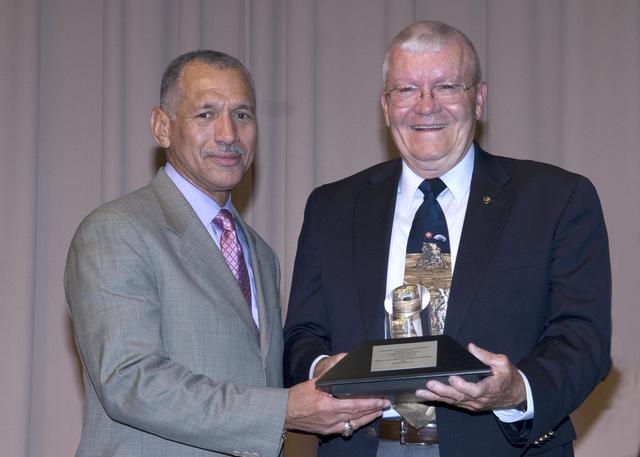 NASA image: NASA honors Apollo 13 astronaut Fred Haise Jr.