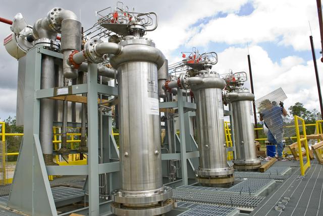 NASA image: CSG delivery and installation