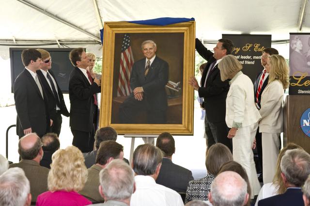 NASA image: Estess Building ceremony