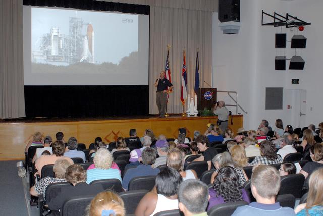 NASA image: STS-135 launch viewing