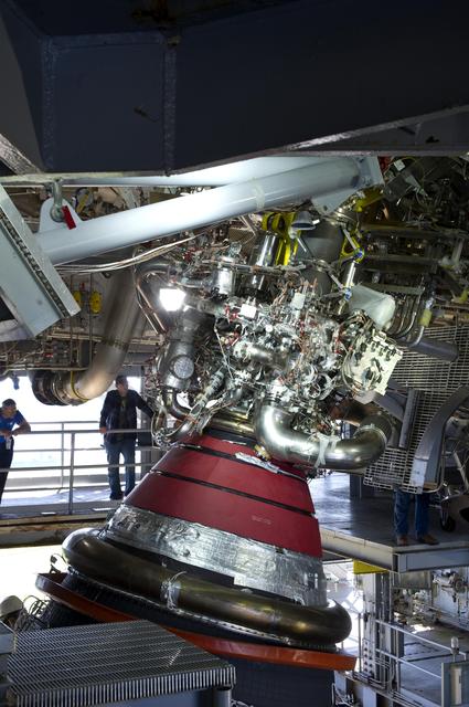 NASA image: J-2X powerpack