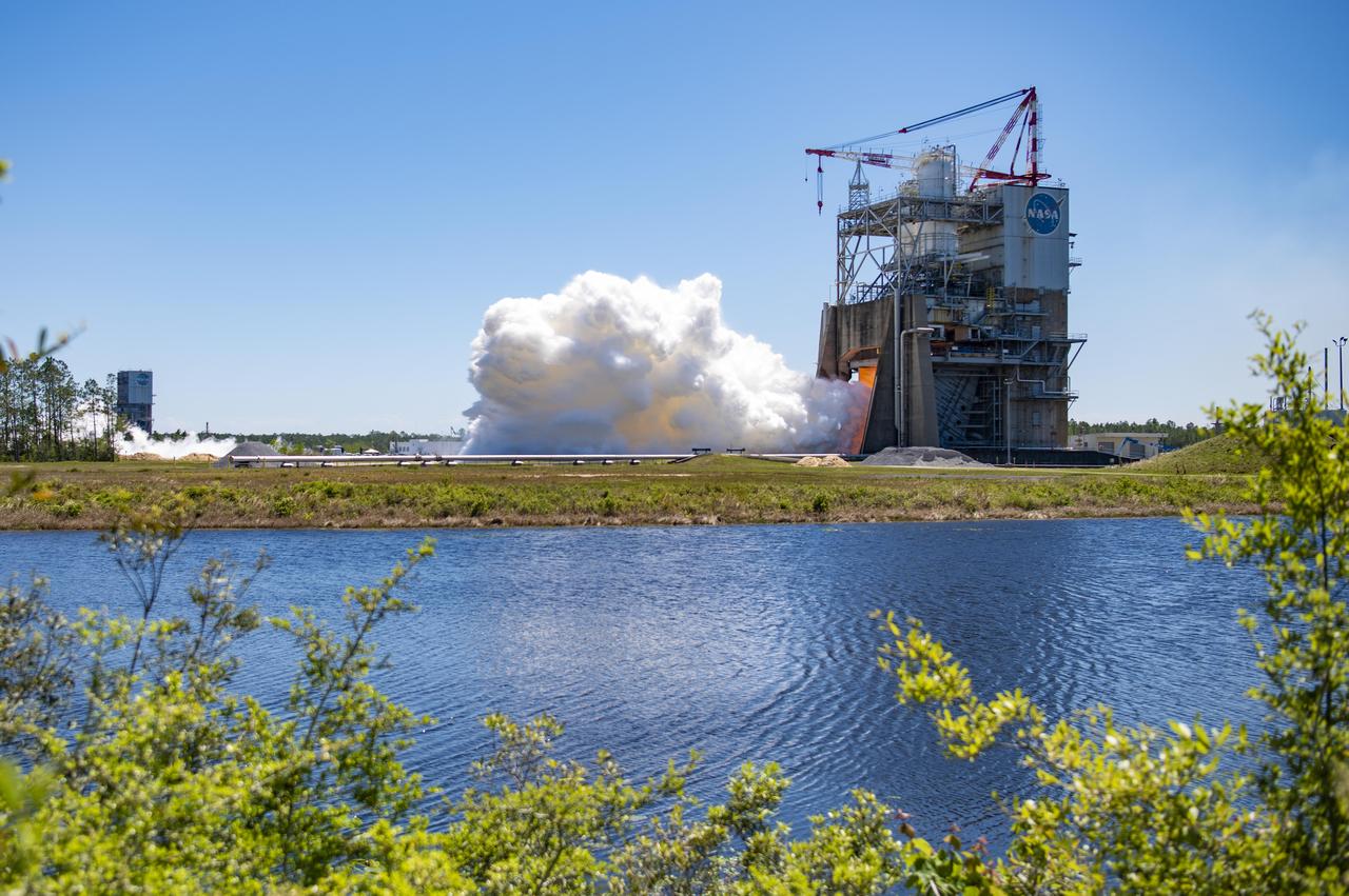 NASA conducted a full-duration RS-25 hot fire April 3 on the Fred Haise Test Stand at NASA’s Stennis Space Center near Bay St. Louis, Mississippi, achieving a major milestone for future Artemis flights of NASA’s SLS (Space Launch System) rocket. It marked the final test of a 12-test series to certify production of new RS-25 engines by lead contractor Aerojet Rocketdyne, an L3Harris Technologies company, to help power NASA’s SLS rocket on Artemis missions to the Moon and beyond, beginning with Artemis V.