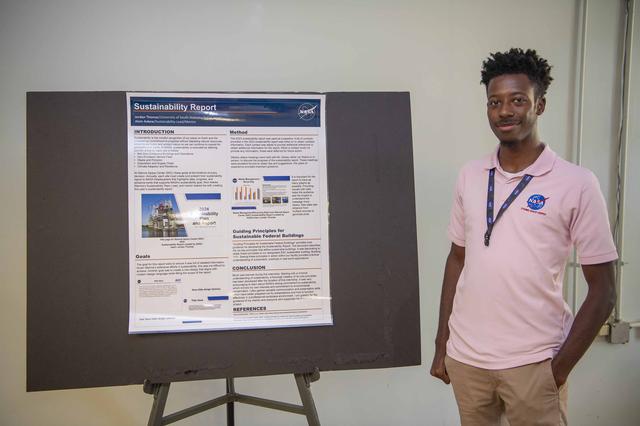 NASA image: Summer Interns Display NASA Stennis Work