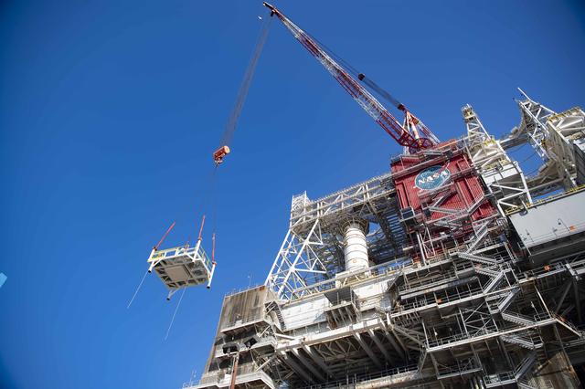 NASA image: NASA Stennis Crews Continue Exploration Upper Stage Preparations
