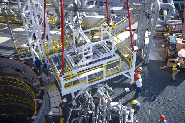 NASA image: NASA Stennis Crews Continue Exploration Upper Stage Preparations