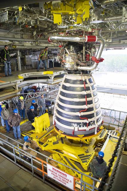 NASA image: NASA Stennis Teams Install New Production RS-25 Engine for Upcoming Hot Fire