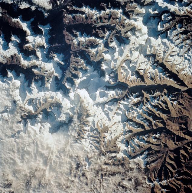 NASA image: Mount Everest as seen from STS-58