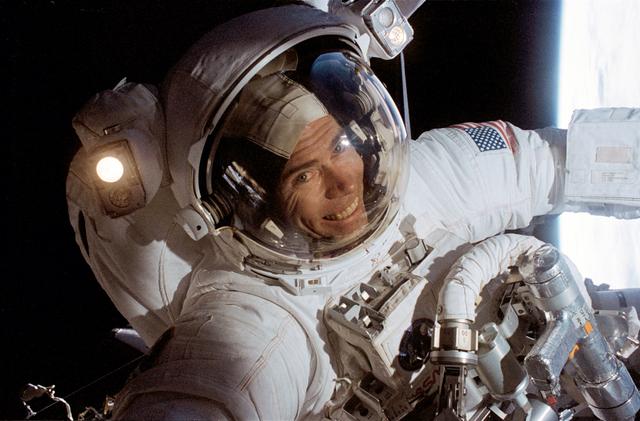 NASA image: Activity during first EVA of STS-72 mission