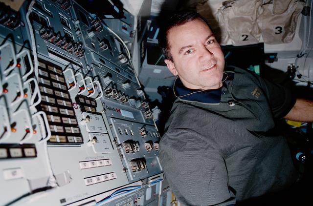 NASA image: Richards in the orbiter flight deck