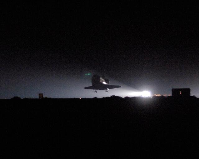 NASA image: STS-114 landing at Edwards Air Force Base