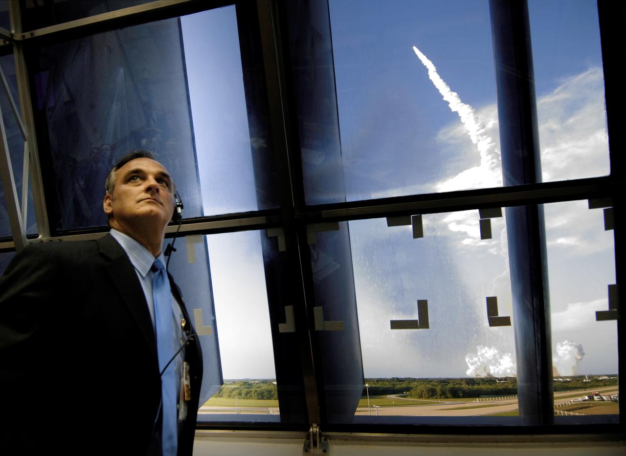 STS117-S-040 (8 June 2007) --- NASA Associate Administrator Rex Geveden watches the launch of the Space Shuttle Atlantis (STS-117) from the Launch Control Center at the Kennedy Space Center in Cape Canaveral, Fla. Atlantis lifted off from launch pad 39A at 7:38 p.m. (EDT) on Friday, June 8, 2007. Photo Credit: NASA/Bill Ingalls